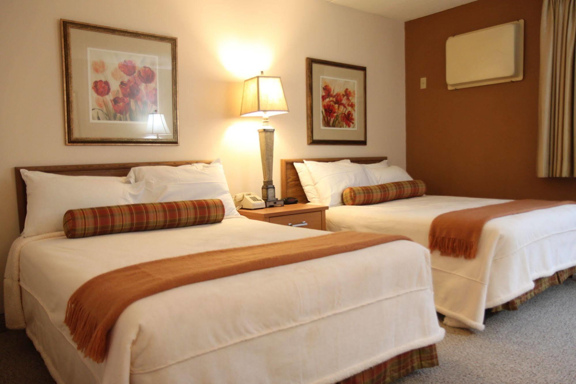 Brentwood Inn And Suites Rochester Extérieur photo